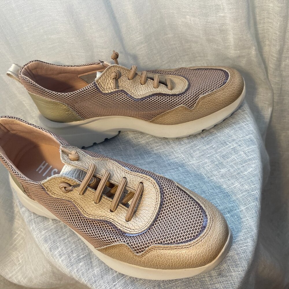 Hispanitas stylish, lightweight, bronze sneakers, size 41